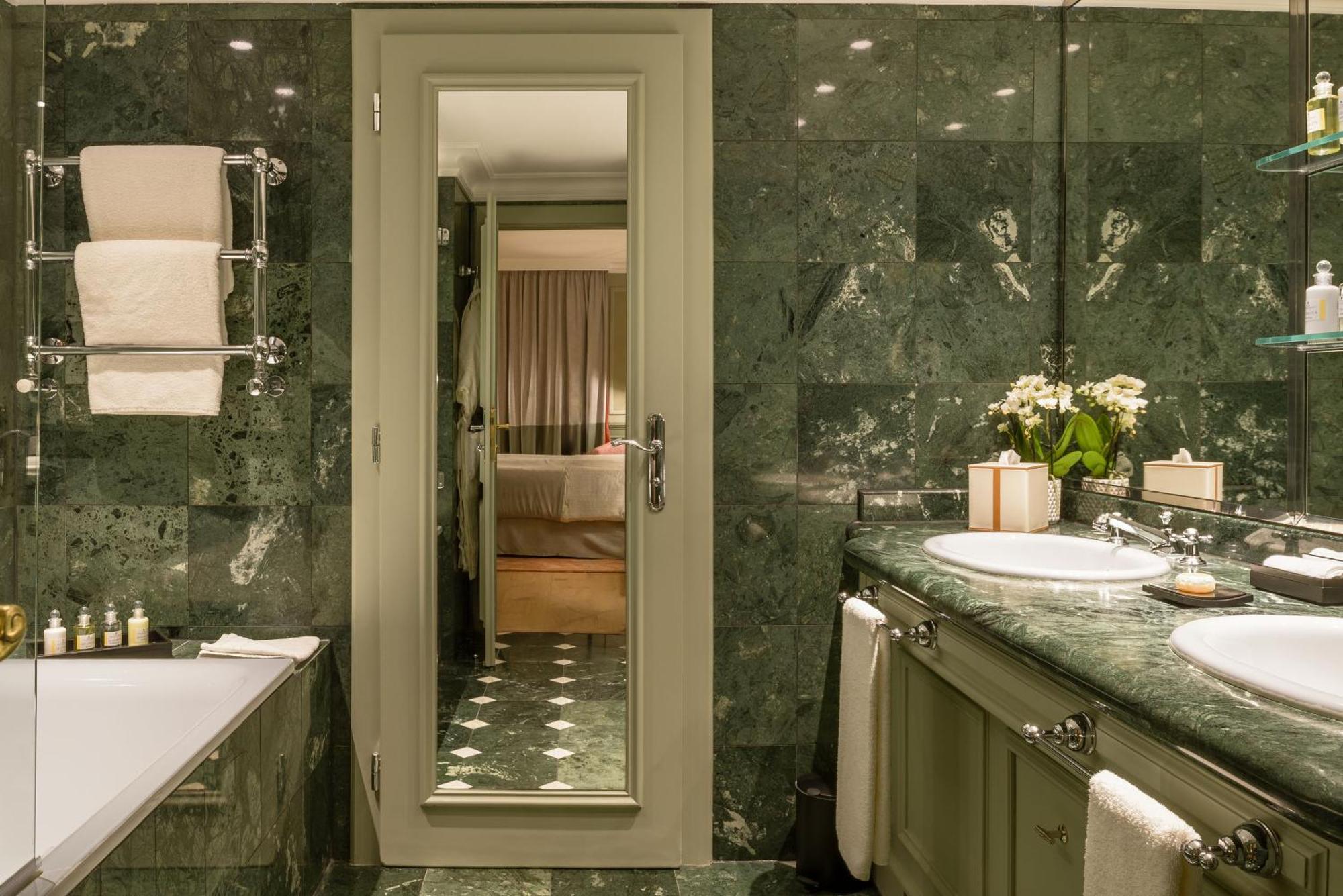 Hotel Althoff Belrose